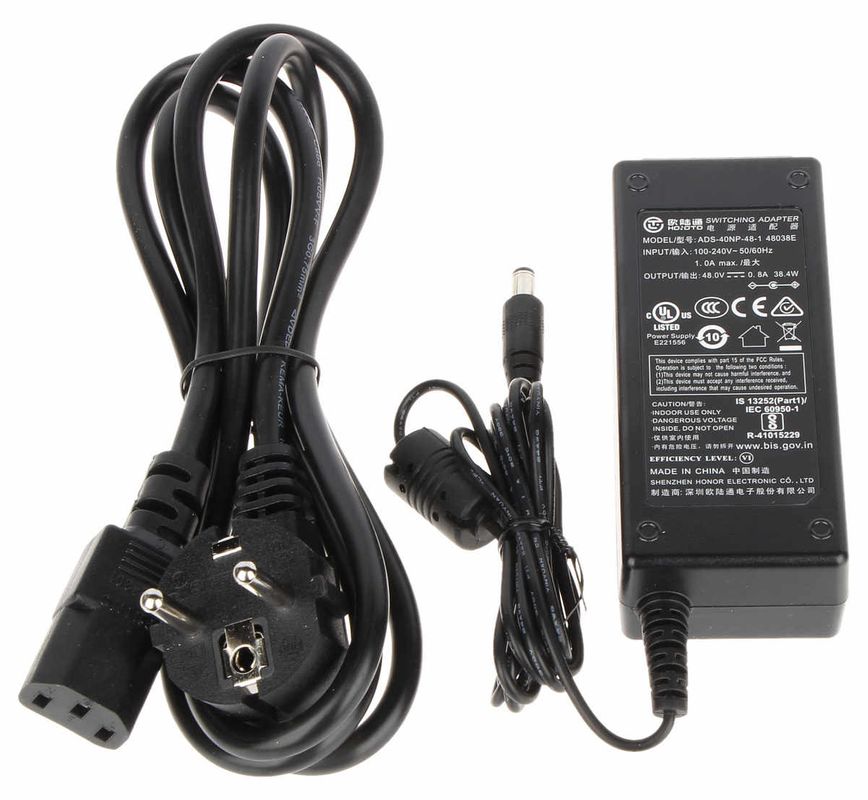 Switch PoE Hikvision DS-3E0105P-E 4 porturi 100 Mbps